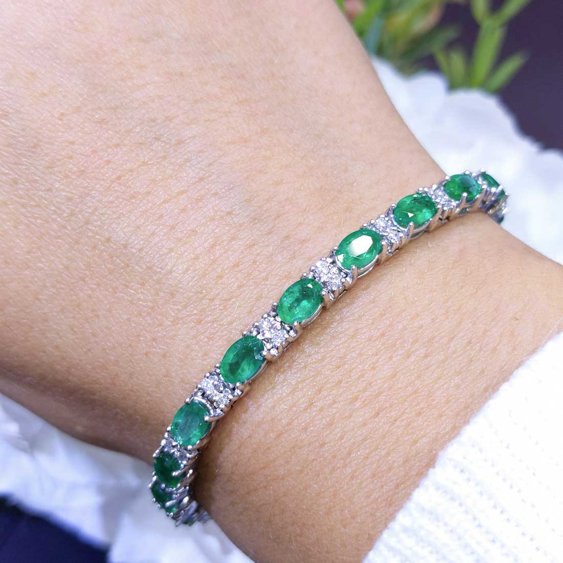Bayberry Grand & Classic 7 Emerald Bracelet in 14k Gold (May)-hdcinema.vn