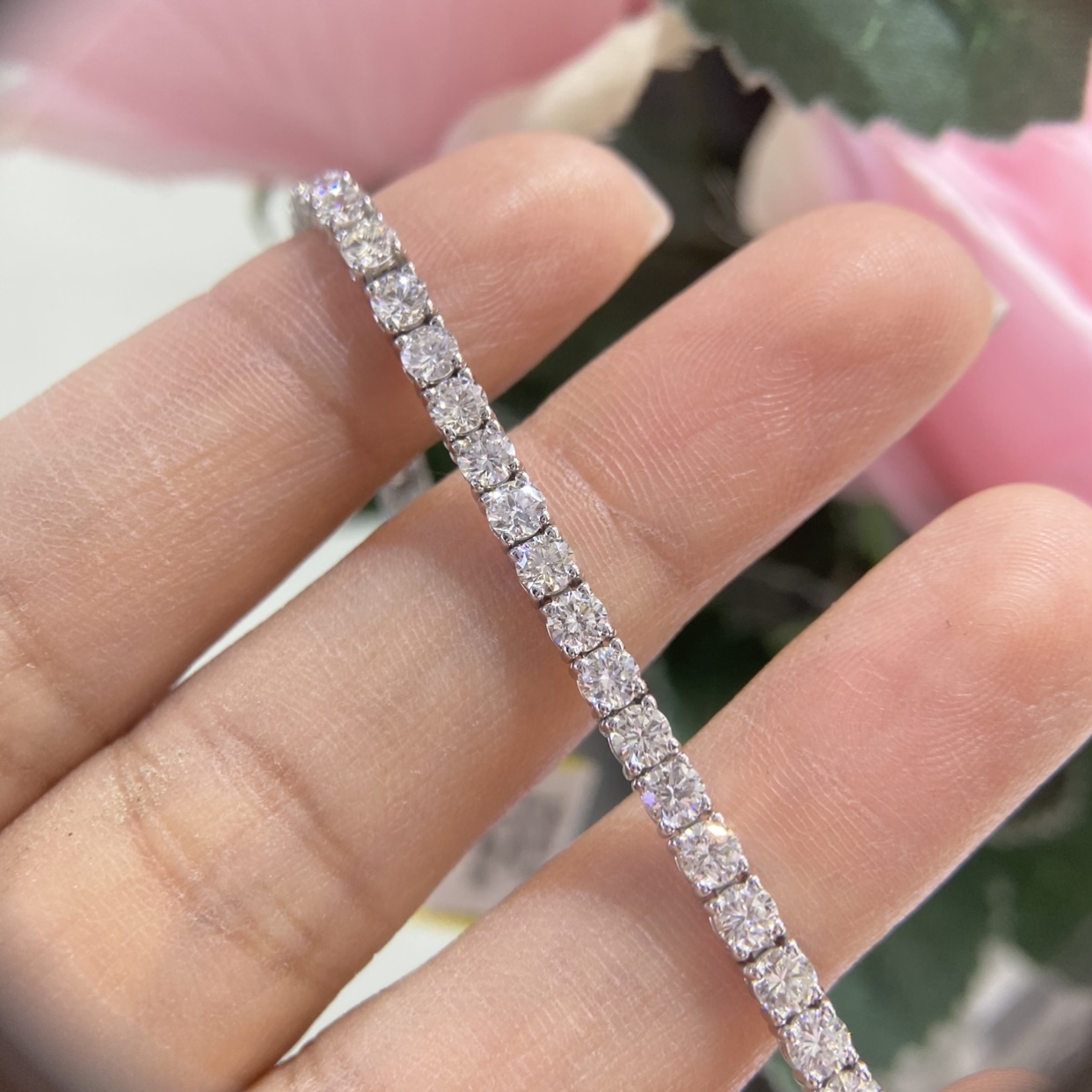 10 Carats Diamond Tennis Bracelet, 0.32 Pointers – Velvet Box Jewels